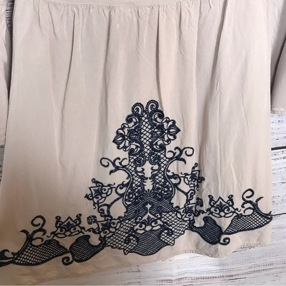 Flying Tomato Bell Sleeve Embroidered Boho Size Large Mini Dress - Picture 6 of 8